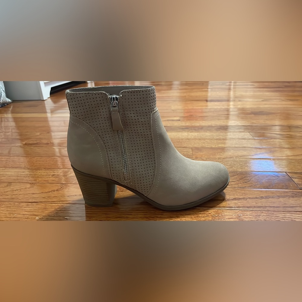 really nice low boots